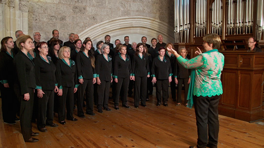 SCHOLA CANTORUM Y DIEGO CRESPO